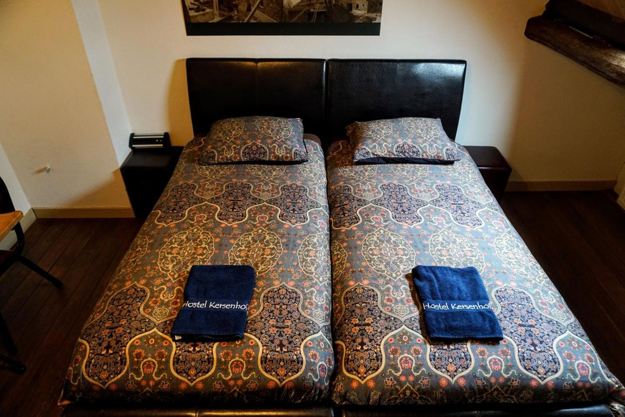 Kersenhof Hostal *